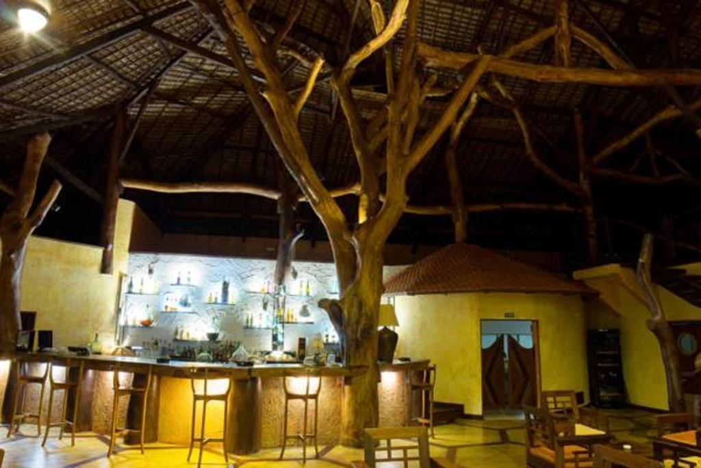 Ravintsara Wellness Hotel Ambaro Exterior photo